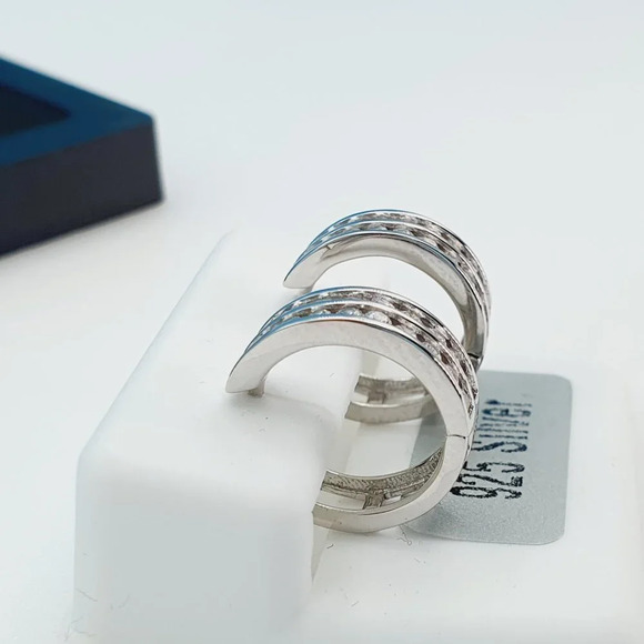 "925 Sterling Silver Cubic Zirconia Earrings, UU1P6A6126 - Picture 3 of 10